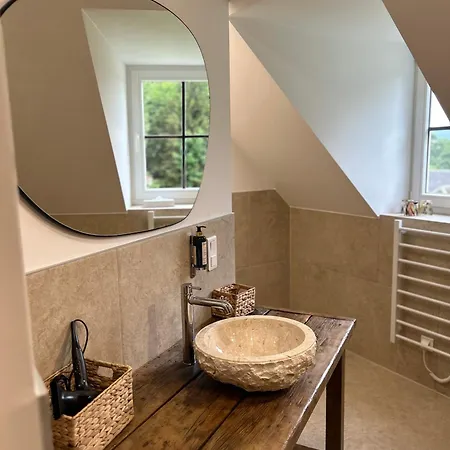 Chateau-hotel De Belmesnil 4*