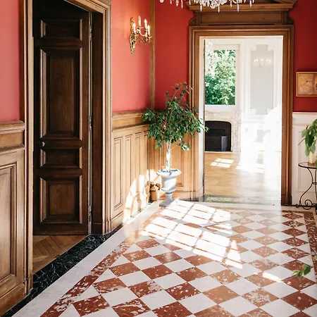 Chateau-hotel De Belmesnil فندق