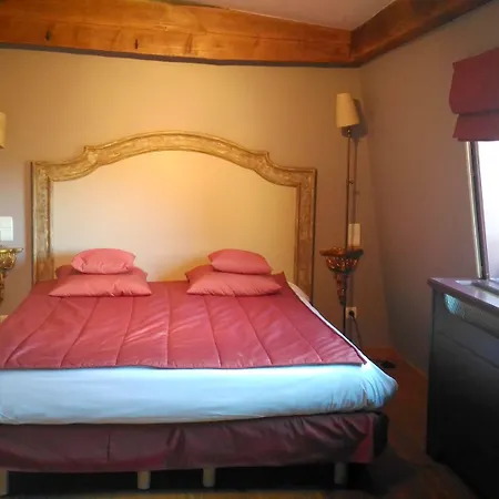 Hotel Chateau-hotel De Belmesnil 4*
