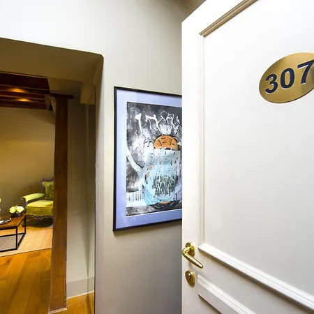 Chateau-hotel De Belmesnil