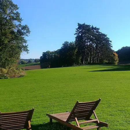 Chateau-hotel De Belmesnil 4*