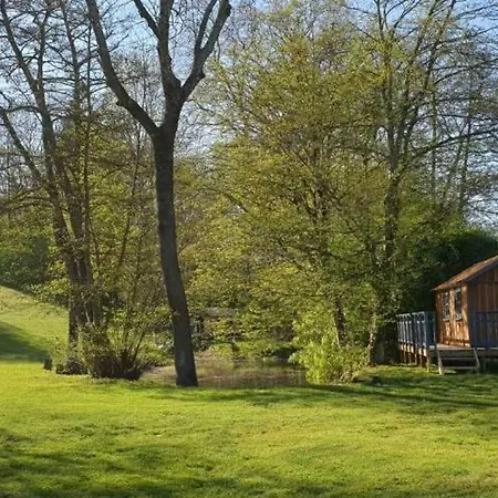 호텔 Chateau-hotel De Belmesnil 4*