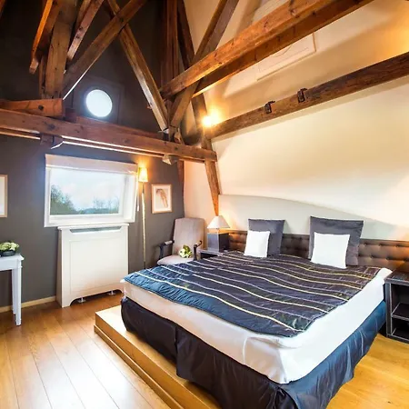 Chateau-hotel De Belmesnil 4*